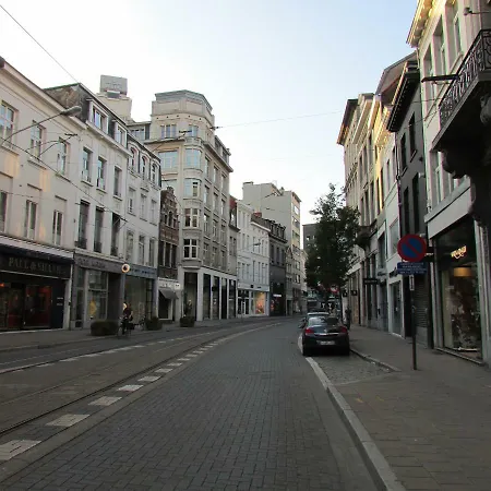 Huidreal Meir * Antwerp