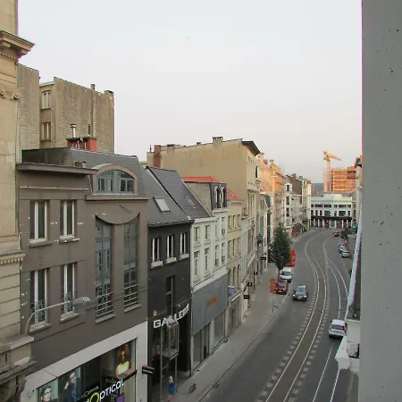 Huidreal Meir Antwerp